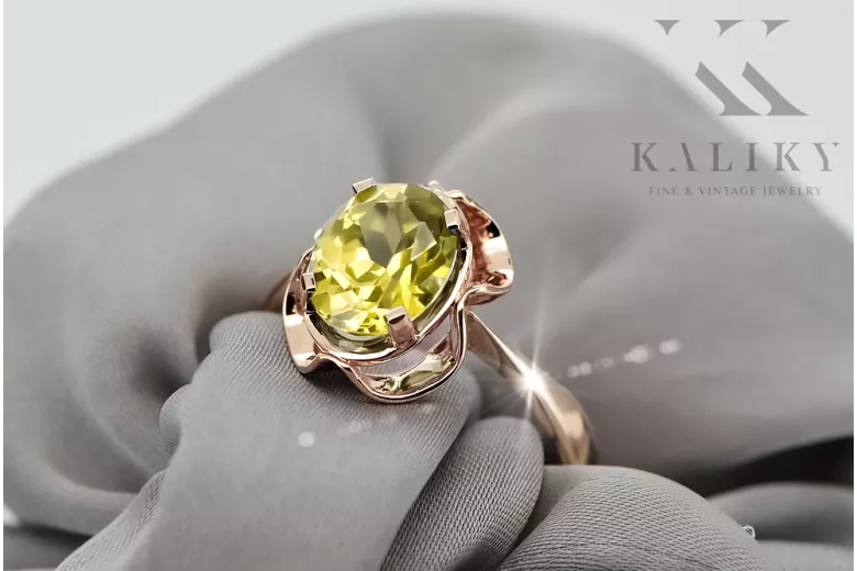 Ring Vintage craft Yellow Peridot Original Vintage 14K Rose Gold vrc206r